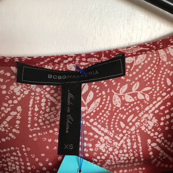 BCBGMaxazria Hi/Low V-Neck Blouse - Size XS - Picture 3 of 10